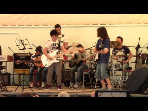 il primo saggio di chitarra di  Giò - Jaky - Lory -  Matt - Tommy