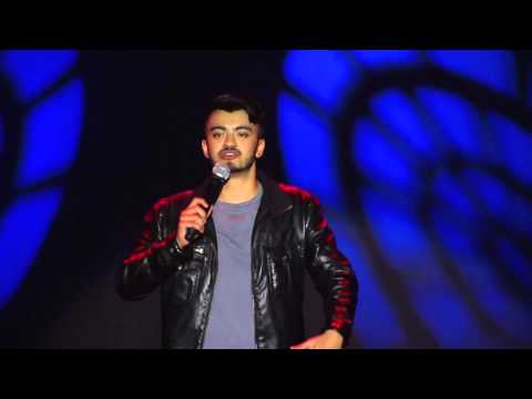 Neel Kolhatkar: Noční kluby