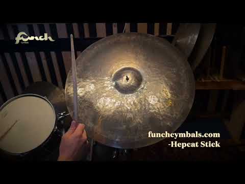 22" Nefertiti 2676g Polished