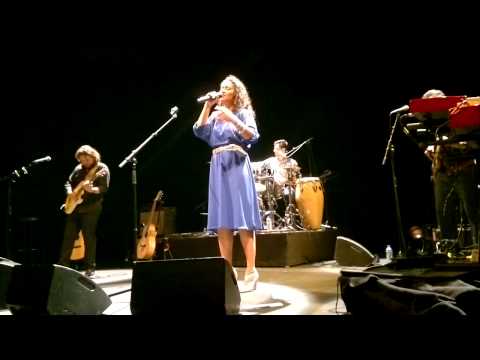 Mayra Andrade LantarenVenster Rotterdam 28-11-2014