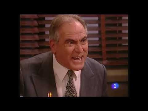 Amar en tiempos revueltos Comisario jefe