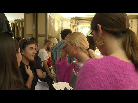 Emanuel Ungaro - Women's ready to wear show Spring/Summer 2018 in Paris (with interview)