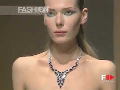 Fashion Show "Raffaella Curiel" Haute Couture Women Spring Summer 2003 Rome 5 of 7