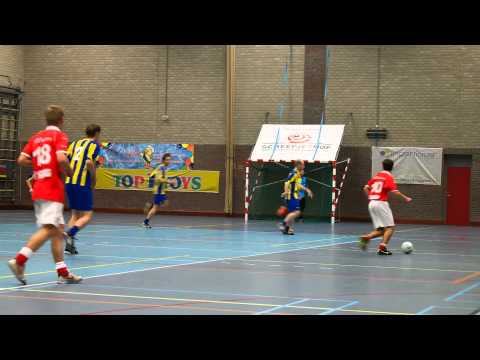 Ariën Bakkenes DOVO Veenendaal doelpunt