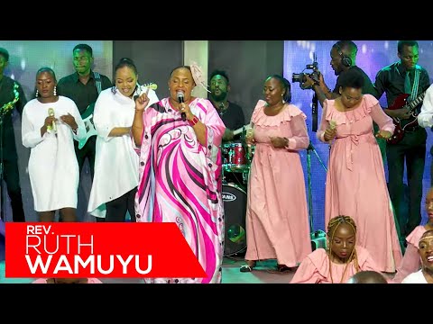 Mambo Sawa Sawa - Rev Ruth Wamuyu (OFFICIAL LIVE VIDEO)
