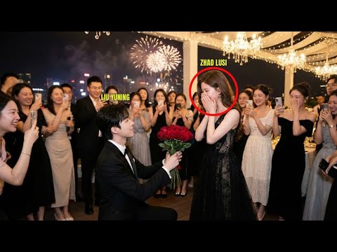 The World Froze! Liu Yuning Kneels to Propose to Zhao Lusi on New Year’s Eve Gala