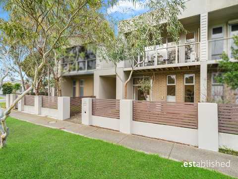 24 Nest Place, Point Cook, VIC 3030, 3 Bedrooms, 2 Bathrooms, Townhouse