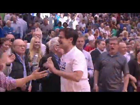 Houston Rockets vs Dallas Mavericks - April 6, 2016