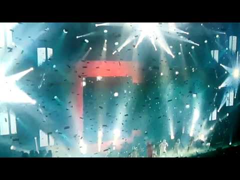 COSCULLUELA EN VIVO DESDE EL COSLISEO (S19)