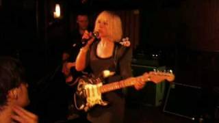 The Joy Formidable &quot;Anemone&quot; live at Union Hall, Brooklyn - January 11, 2010