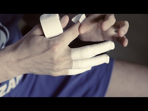 Как тейпировать пальцы. Мастер-класс от игроков "Зенит-Казань" / How to tape fingers for volleyball