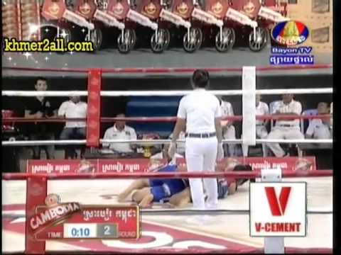 bayon woman boxing 16 09