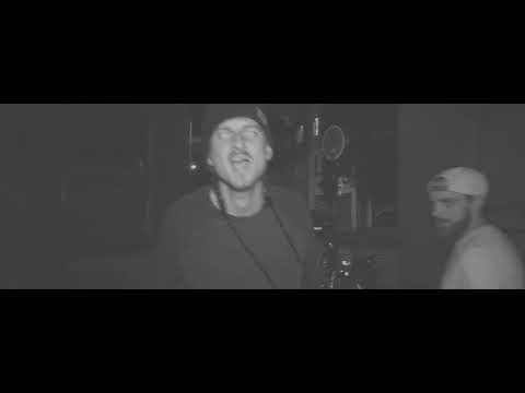 Mischura (MrHide) ft. YourBoySmo - irgendwo hier