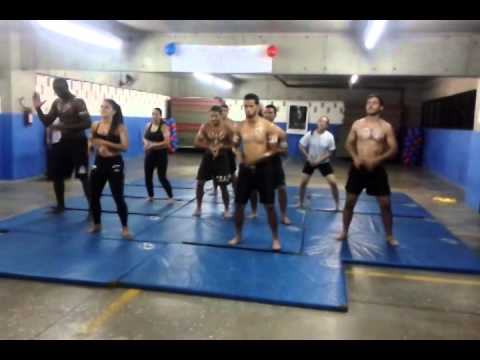 Apresentação de Ginástica Geral 3°sem Unisant'anna