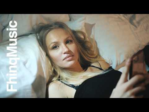 JR Jarris - Intimate (Feat. E.Doza)