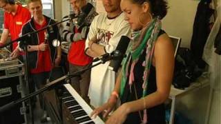 Music Behind Bars bij Fontys Campus Radio op Festival Mundial