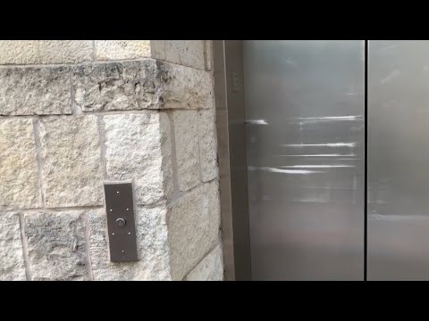 EMR Hydraulic elevator @ San Antonio River Walk - San Antonio, TX