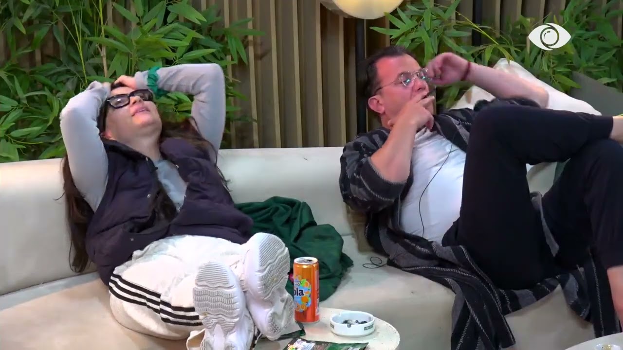 “Tradhtarë dhe besëprerë…”/ Rozana-Gjestit: Mos mu mërzit, nesër do hapet koha, do dali dielli