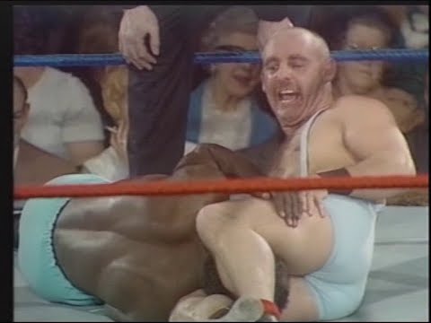 Alan Dennison vs Johnny Kwango World of Sport 1970's Wrestling