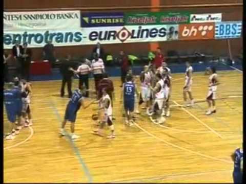 Čapljina Portal: Faul nad Jagodićem u utakmici KK Bosna - HKK Čapljina Lasta