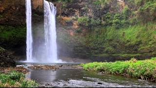 preview picture of video 'Wailua Falls, Kauai'