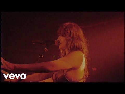 Video thumbnail for Lunatic (Live)