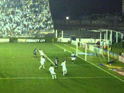 Boa jogada de Éder Luis e Fágner (28 agosto 2010)