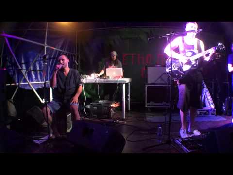 MaMa Diaspora -- La Romniasa (Live @ Kraina Mriy 2014 Kyiv)