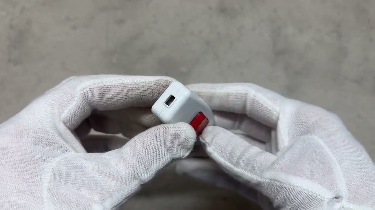 Выключатель для бра LUXEL 6А 250В IP20 бело-красный