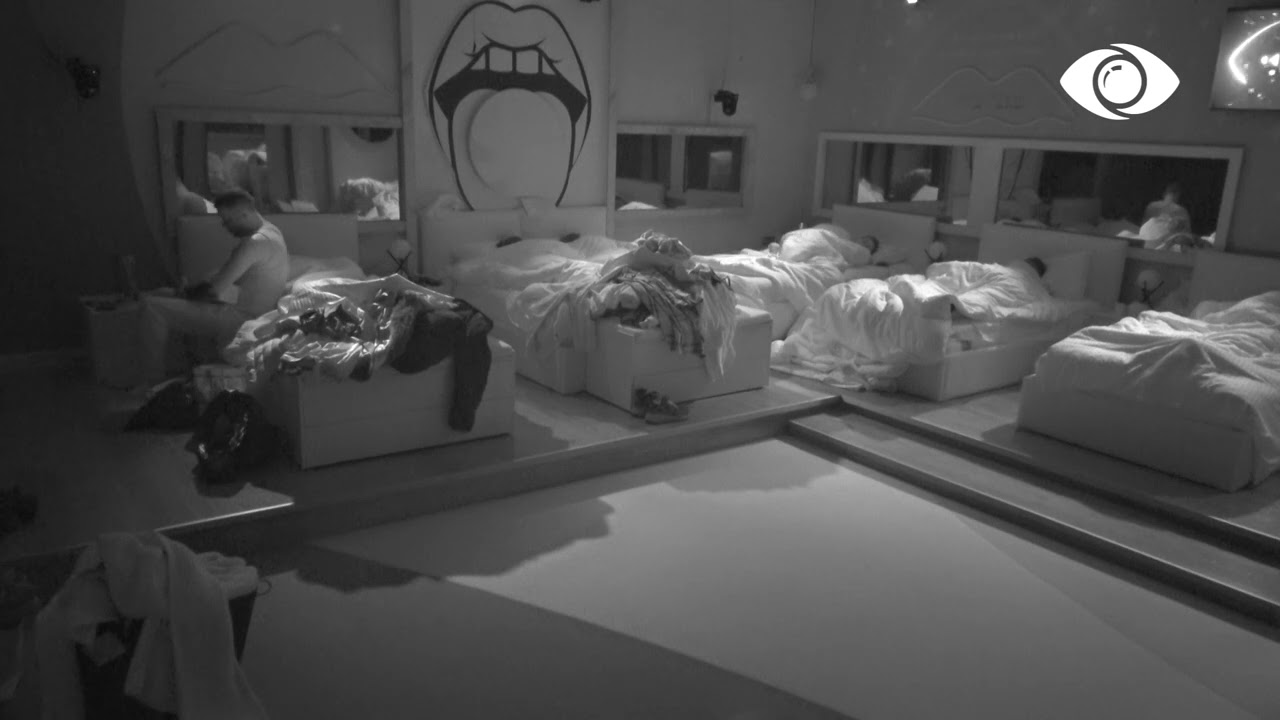 Po e bën kastile? Kiara - Luizit: S'po na lë të flemë