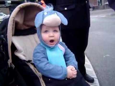 Lazy Luca Yawning 04/03/2007