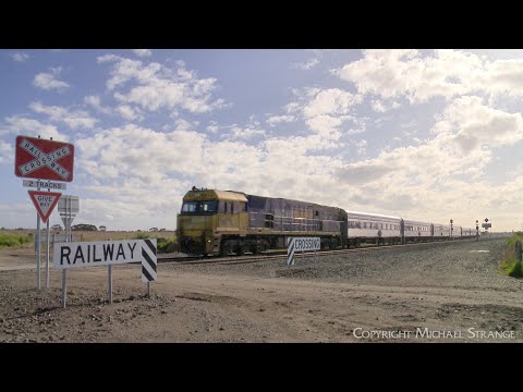 1AM8 The Overland Passenger Train (16/10/2022) - PoathTV Australian Railways