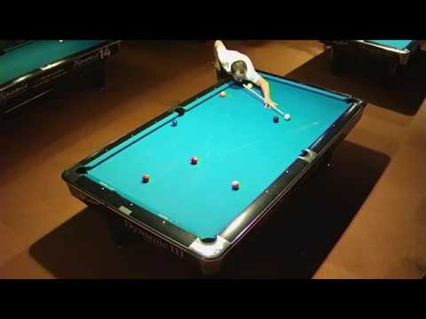 Kicking the 2 ball - lucky bastard :)