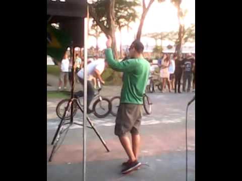 sensimilla jhon - ao vivo  VID_20130908_172933.3gp