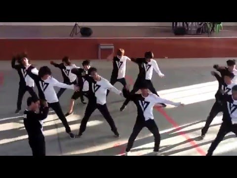 [16.02.14] Dream High Festival | SEVENTEEN - Mansae + Adore U (cover. 17 CARAT)