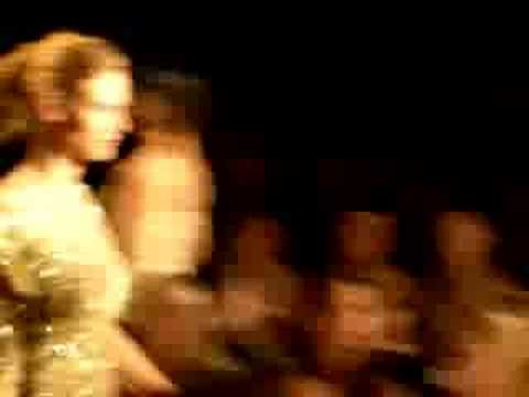 New York Fashion Week: Badgley Mischka