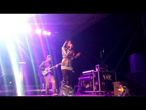 Ήβη Αδάμου & Stavento - Μη Στάξει και Μη Βρέξει ( Παραμυθούπολη Λευκωσίας 2016)