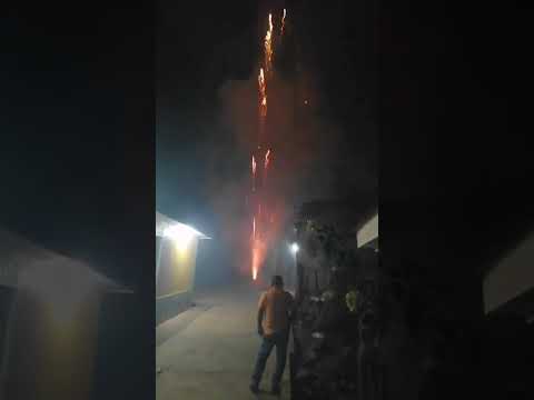 Luces navideñas por inauguración árbol, Joya Grande, San Juan Tecuaco, Santa Rosa 