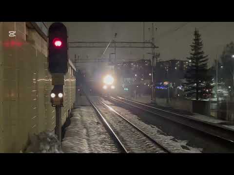 Svenska tåg del 16 Tåg i Huddinge / Swedish trains part 16 Trains in Huddinge 