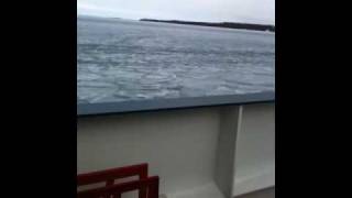 preview picture of video 'Drummond Island Ferry - January 30, 2010'