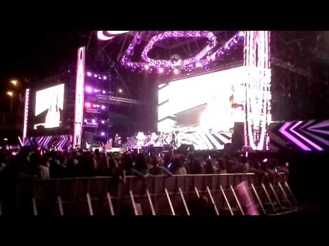 [FANCAM] 121125 SM TOWN LIVE WORLD TOUR III IN BANGKOK - TTS - Twinkle