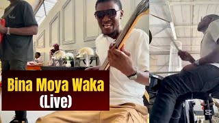 Download lagu Bina Moya Waka - Spirit Of Praise 9 ft Mmatema | Bass & Drum Cam | Live Wedding Performance mp3