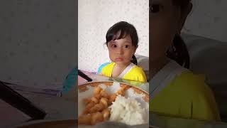 Download lagu Bocil makan udang crispy 🍤NYAM |.          toddler eat shrimp 🍤     #shorts #babyeatingfood mp3