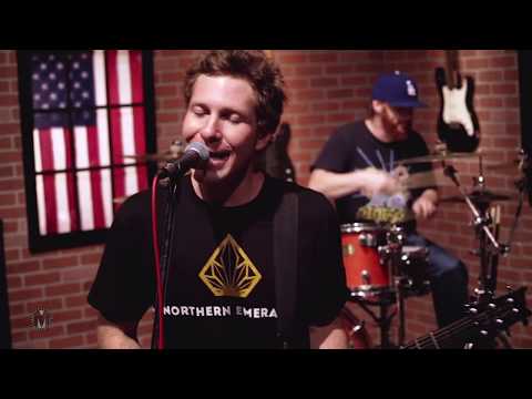 Musicology | Kevin Never Talks - Going Down