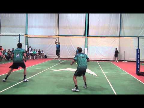 PETECA FELIX -CELTON EM COROA.