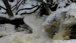 preview picture of video 'Waterfall Rendas rumba. Winter-2007.( Or Īvandes Rumba)'