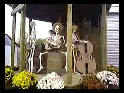 Skeleton Band at Howells singing Miss Bonerack