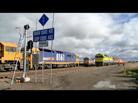 7901V, 7732V & QUBE Ultima: Rare Three Train Gheringhap Cross (3/7/2021) PoathTV Australian Railways