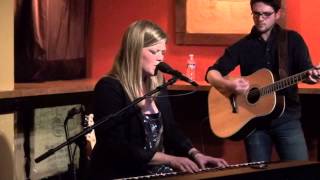 Liz Longley - We Run (live at Burlap and Bean)