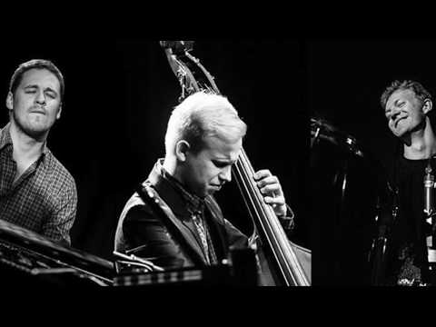 Jacek Szwaj Trio - Devoiko mari hubava/Dragieva cheshma